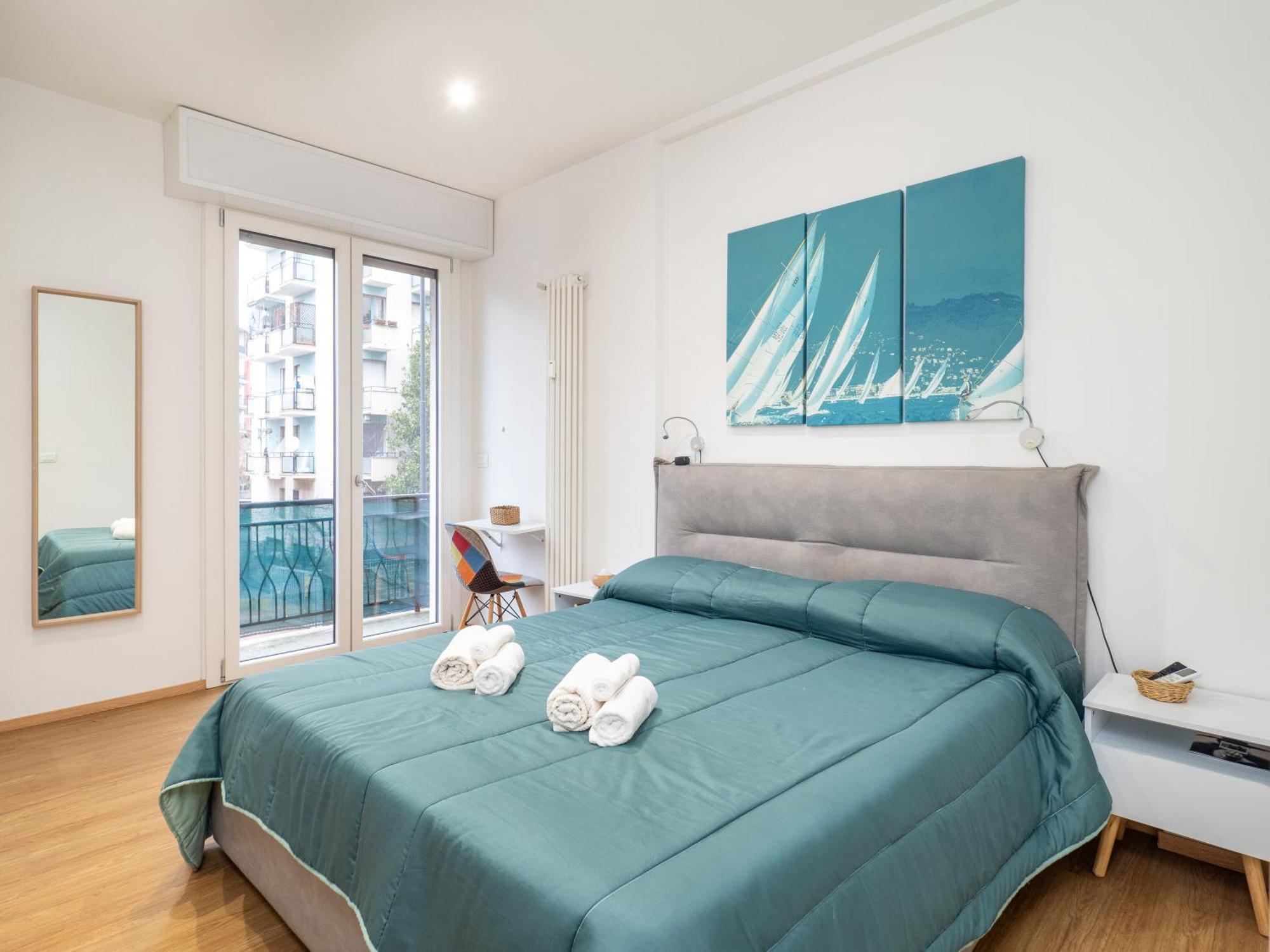 Milano 5 Guests - Modern Apt With Balcony Exterior photo